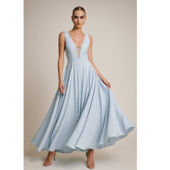 Fame and Partners Summer Angel Maxi Dress 8 Blue NWT - Picture 1 of 9